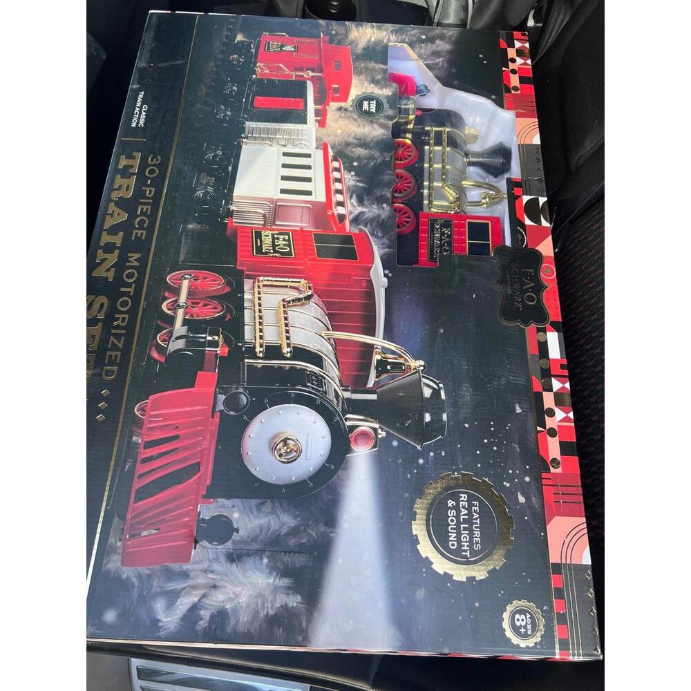 FAO Schwarz 30-Piece Motorized Train Set